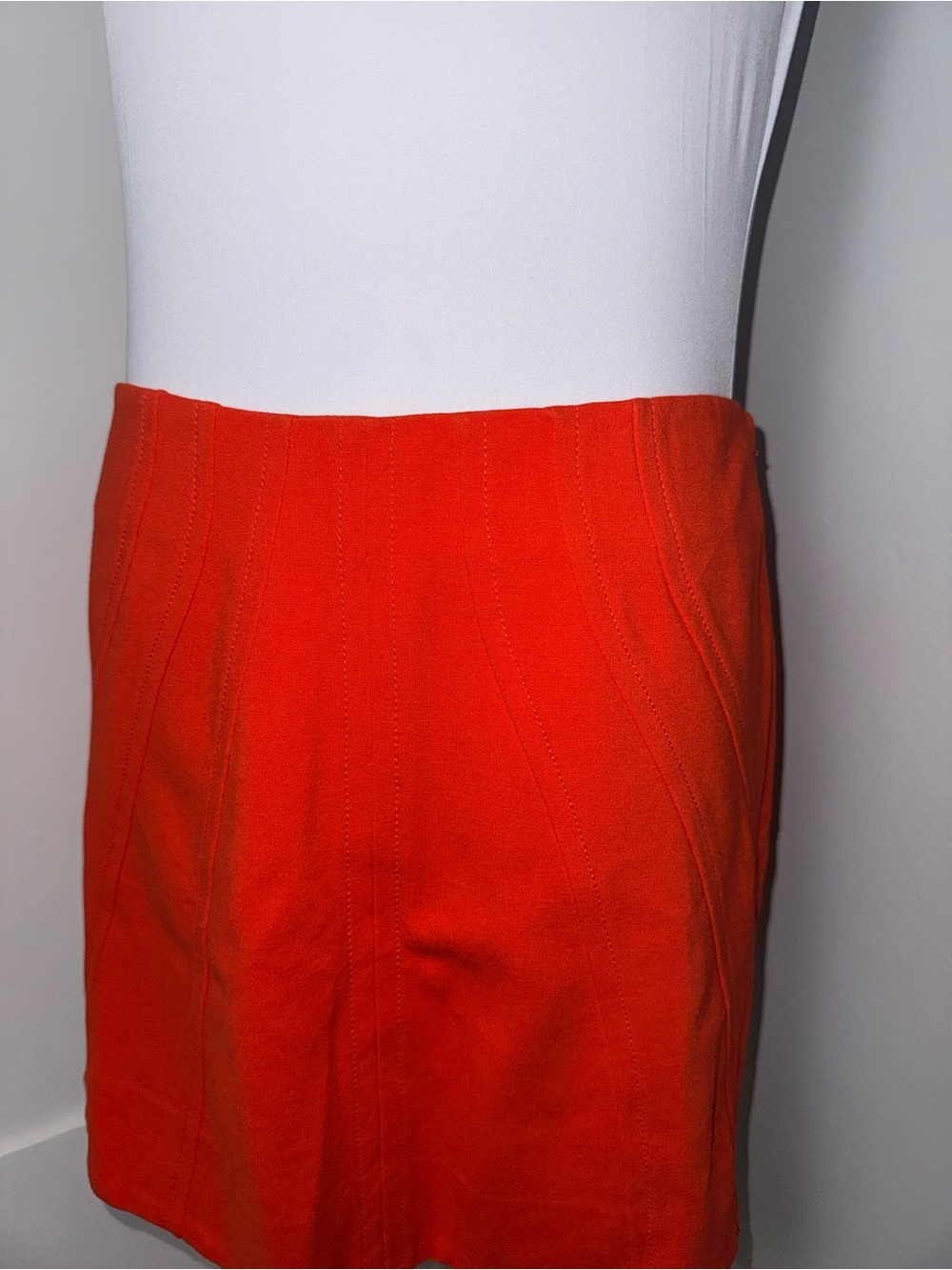 Diane Von Furstenberg Poppy Mini Skirt/ Size 8 - Picture 3 of 9